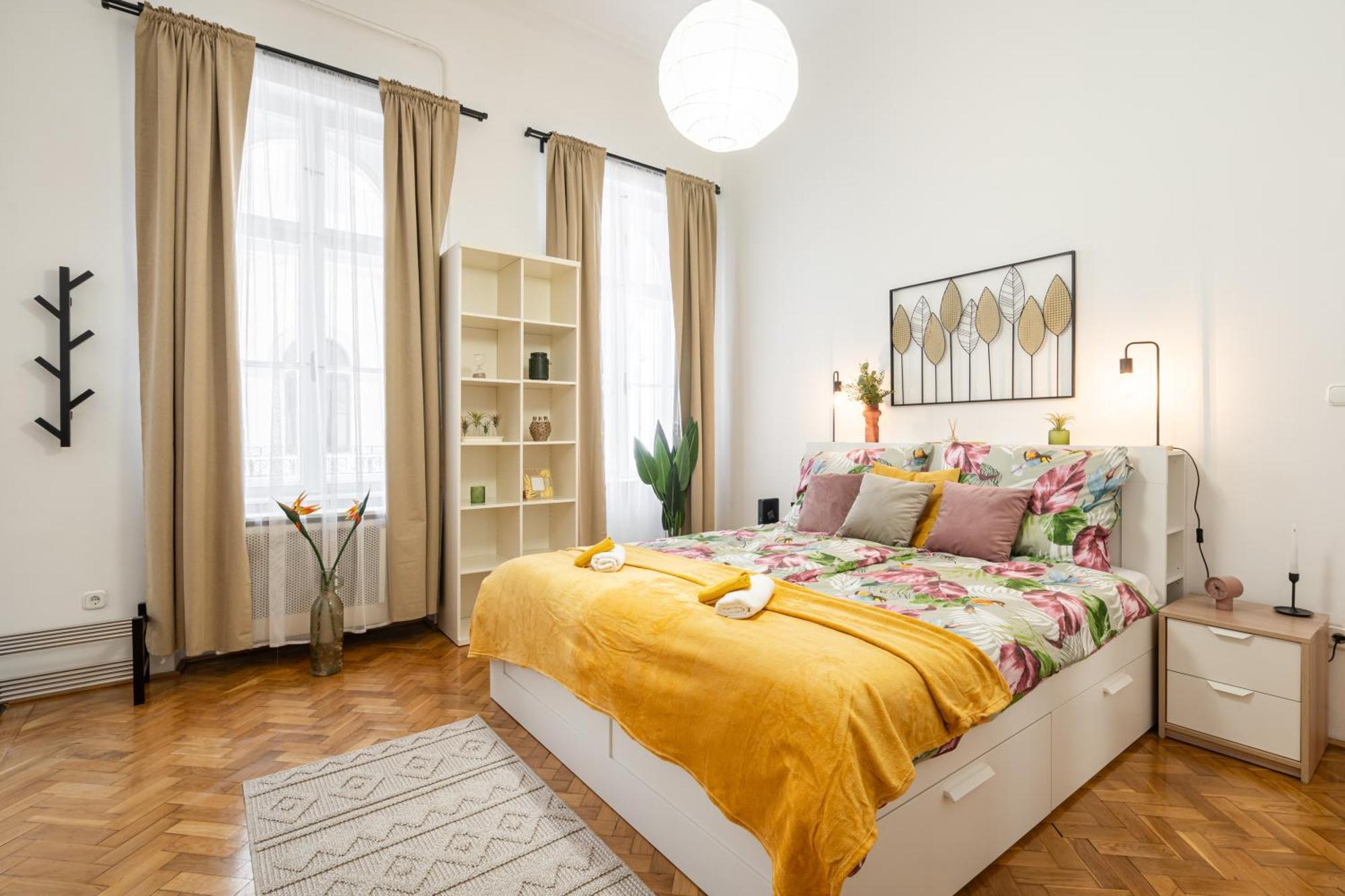 Lejlighed Cosmopolitan - Chic Getaway In A Fancy Neighbourhood Budapest