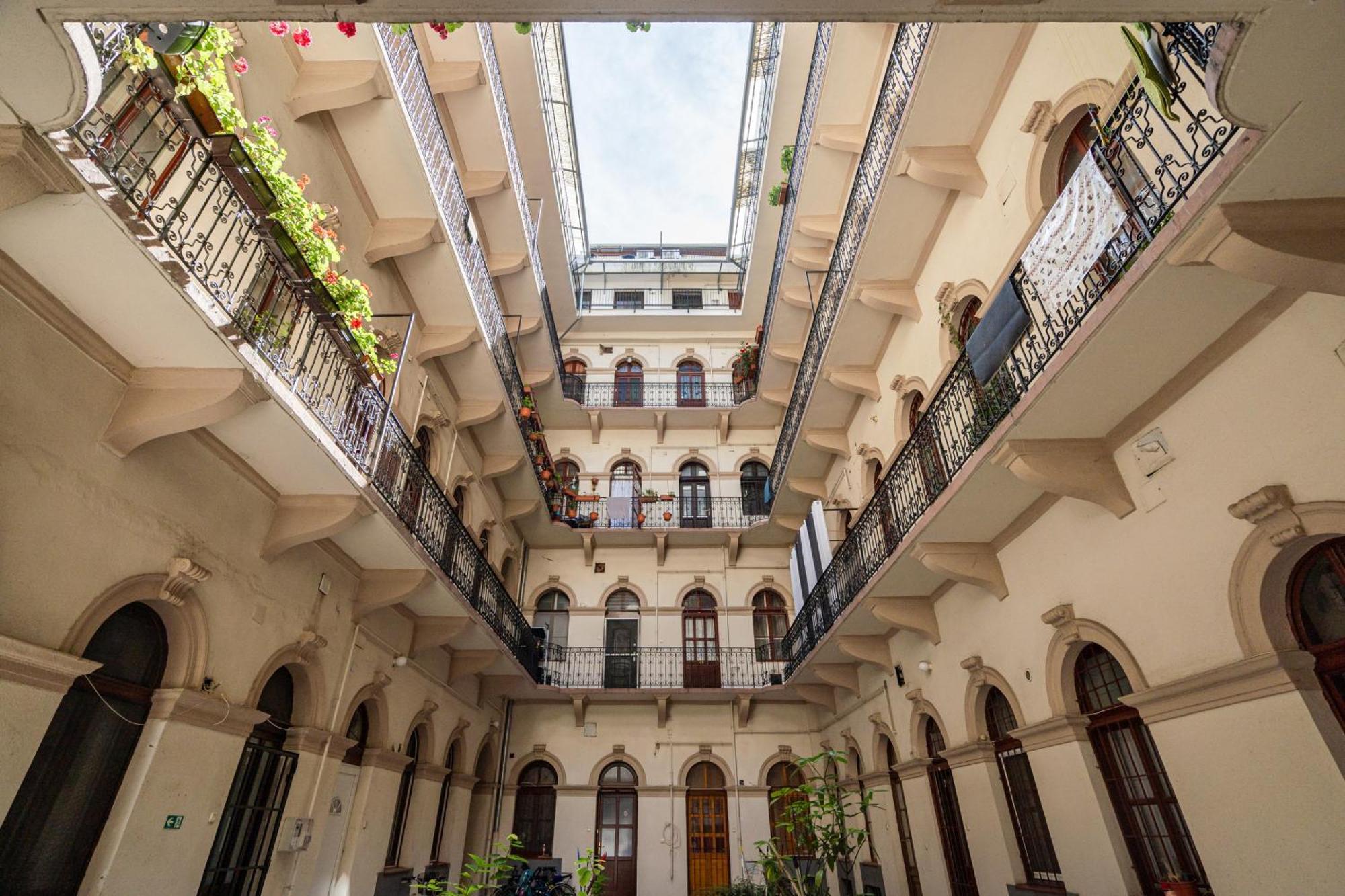 Appartamento Cosmopolitan - Chic Getaway In A Fancy Neighbourhood *